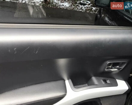 Чорний Міцубісі Аутлендер ХЛ, об'ємом двигуна 2 л та пробігом 306 тис. км за 9799 $, фото 20 на Automoto.ua