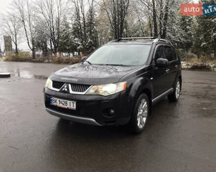 Чорний Міцубісі Аутлендер ХЛ, об'ємом двигуна 2 л та пробігом 306 тис. км за 9799 $, фото 3 на Automoto.ua