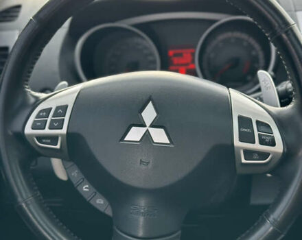 Черный Мицубиси Аутлендер ХЛ, объемом двигателя 2.4 л и пробегом 212 тыс. км за 9350 $, фото 12 на Automoto.ua