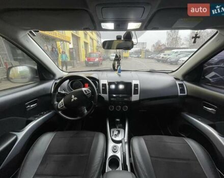 Черный Мицубиси Аутлендер ХЛ, объемом двигателя 2.4 л и пробегом 198 тыс. км за 9200 $, фото 11 на Automoto.ua