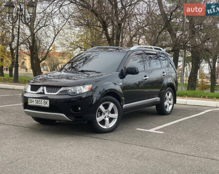 Черный Мицубиси Аутлендер ХЛ, объемом двигателя 3 л и пробегом 154 тыс. км за 8900 $, фото 2 на Automoto.ua