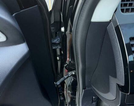 Черный Мицубиси Аутлендер ХЛ, объемом двигателя 2.99 л и пробегом 153 тыс. км за 10800 $, фото 21 на Automoto.ua