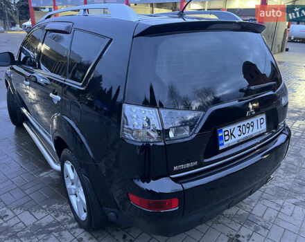 Чорний Міцубісі Аутлендер ХЛ, об'ємом двигуна 2.36 л та пробігом 230 тис. км за 9400 $, фото 2 на Automoto.ua