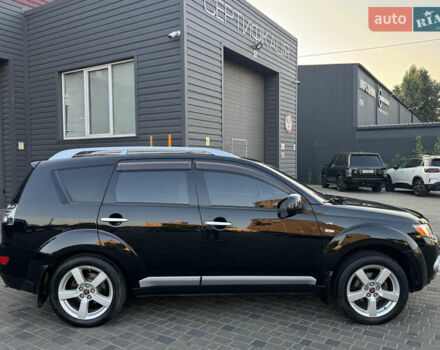Чорний Міцубісі Аутлендер ХЛ, об'ємом двигуна 3 л та пробігом 243 тис. км за 12500 $, фото 9 на Automoto.ua