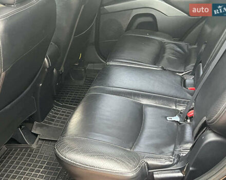 Черный Мицубиси Аутлендер ХЛ, объемом двигателя 3 л и пробегом 285 тыс. км за 9590 $, фото 23 на Automoto.ua