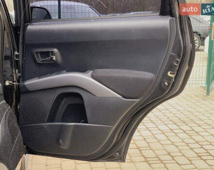 Черный Мицубиси Аутлендер ХЛ, объемом двигателя 2.4 л и пробегом 175 тыс. км за 10499 $, фото 29 на Automoto.ua