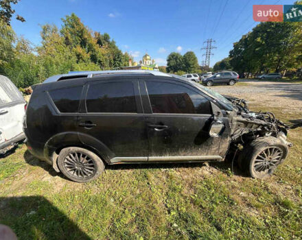 Черный Мицубиси Аутлендер ХЛ, объемом двигателя 2 л и пробегом 200 тыс. км за 2450 $, фото 2 на Automoto.ua
