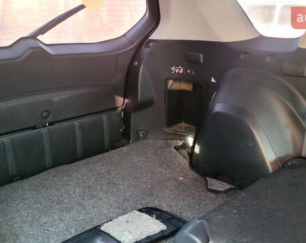 Черный Мицубиси Аутлендер ХЛ, объемом двигателя 2 л и пробегом 200 тыс. км за 2450 $, фото 5 на Automoto.ua