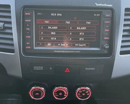 Чорний Міцубісі Аутлендер ХЛ, об'ємом двигуна 2.2 л та пробігом 255 тис. км за 10399 $, фото 15 на Automoto.ua