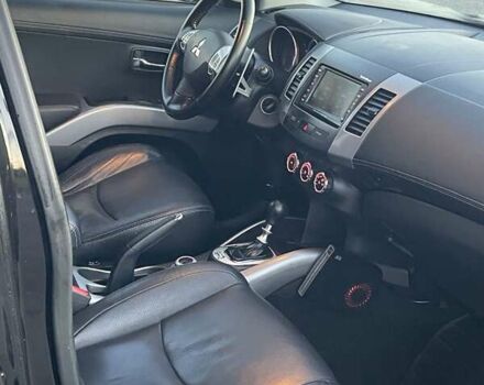 Чорний Міцубісі Аутлендер ХЛ, об'ємом двигуна 2.2 л та пробігом 255 тис. км за 10399 $, фото 17 на Automoto.ua