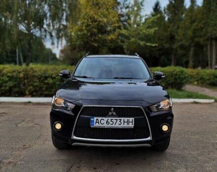 Черный Мицубиси Аутлендер ХЛ, объемом двигателя 2.2 л и пробегом 228 тыс. км за 10150 $, фото 6 на Automoto.ua