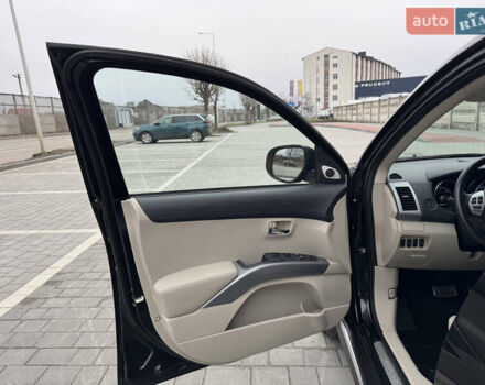 Чорний Міцубісі Аутлендер ХЛ, об'ємом двигуна 2.2 л та пробігом 155 тис. км за 12299 $, фото 33 на Automoto.ua