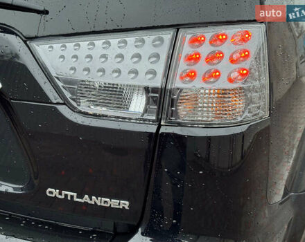 Чорний Міцубісі Аутлендер ХЛ, об'ємом двигуна 2.18 л та пробігом 253 тис. км за 12490 $, фото 8 на Automoto.ua