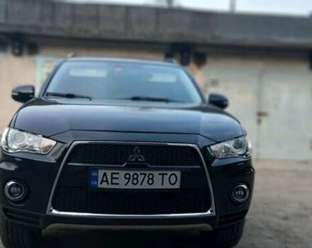 Черный Мицубиси Аутлендер ХЛ, объемом двигателя 2.3 л и пробегом 190 тыс. км за 12500 $, фото 5 на Automoto.ua