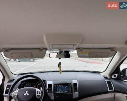 Чорний Міцубісі Аутлендер ХЛ, об'ємом двигуна 2.2 л та пробігом 155 тис. км за 12299 $, фото 55 на Automoto.ua