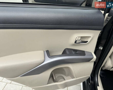 Чорний Міцубісі Аутлендер ХЛ, об'ємом двигуна 2.2 л та пробігом 155 тис. км за 12299 $, фото 49 на Automoto.ua