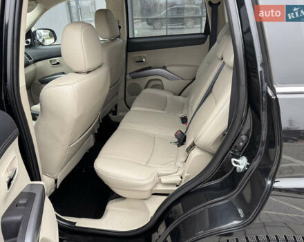 Чорний Міцубісі Аутлендер ХЛ, об'ємом двигуна 2.2 л та пробігом 155 тис. км за 12299 $, фото 50 на Automoto.ua