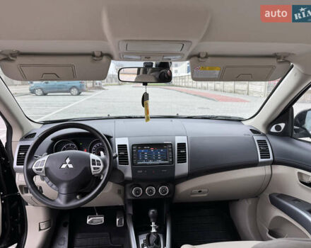 Чорний Міцубісі Аутлендер ХЛ, об'ємом двигуна 2.2 л та пробігом 155 тис. км за 12299 $, фото 54 на Automoto.ua