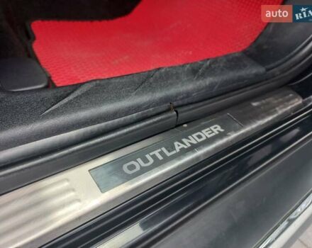 Черный Мицубиси Аутлендер ХЛ, объемом двигателя 2.2 л и пробегом 232 тыс. км за 11600 $, фото 18 на Automoto.ua