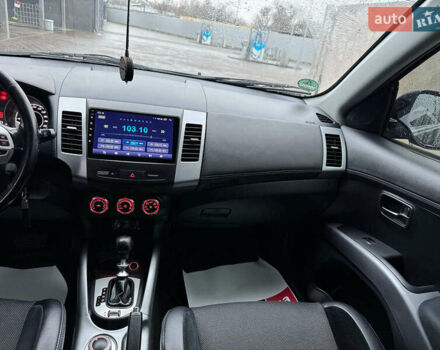 Чорний Міцубісі Аутлендер ХЛ, об'ємом двигуна 2.18 л та пробігом 253 тис. км за 12490 $, фото 14 на Automoto.ua