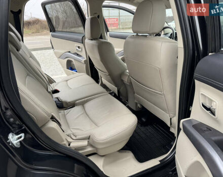 Чорний Міцубісі Аутлендер ХЛ, об'ємом двигуна 2.2 л та пробігом 155 тис. км за 12299 $, фото 72 на Automoto.ua