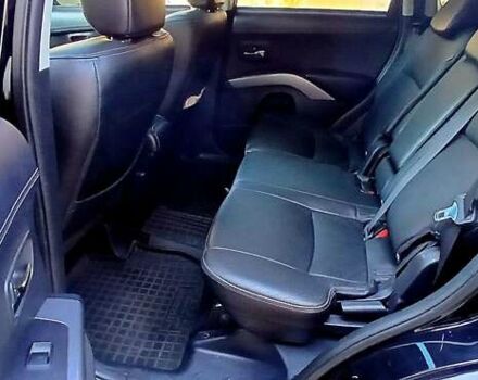 Черный Мицубиси Аутлендер ХЛ, объемом двигателя 2.3 л и пробегом 190 тыс. км за 12500 $, фото 17 на Automoto.ua