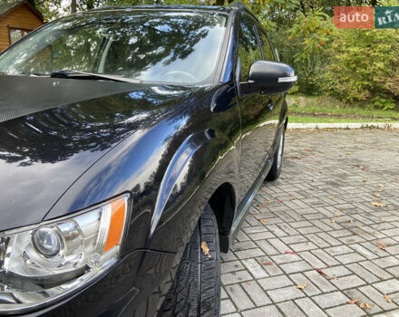 Черный Мицубиси Аутлендер ХЛ, объемом двигателя 2.2 л и пробегом 138 тыс. км за 12250 $, фото 6 на Automoto.ua