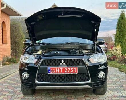 Черный Мицубиси Аутлендер ХЛ, объемом двигателя 2.2 л и пробегом 232 тыс. км за 11700 $, фото 42 на Automoto.ua