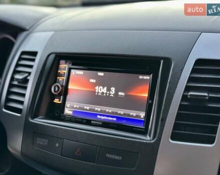 Черный Мицубиси Аутлендер ХЛ, объемом двигателя 2.2 л и пробегом 232 тыс. км за 11700 $, фото 24 на Automoto.ua