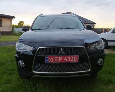 Черный Мицубиси Аутлендер ХЛ, объемом двигателя 2.2 л и пробегом 270 тыс. км за 12000 $, фото 27 на Automoto.ua
