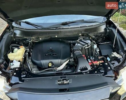 Черный Мицубиси Аутлендер ХЛ, объемом двигателя 2.2 л и пробегом 232 тыс. км за 11700 $, фото 43 на Automoto.ua