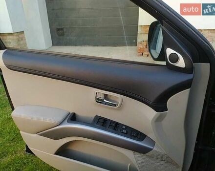 Черный Мицубиси Аутлендер ХЛ, объемом двигателя 2.2 л и пробегом 270 тыс. км за 12000 $, фото 15 на Automoto.ua