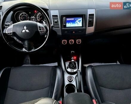 Черный Мицубиси Аутлендер ХЛ, объемом двигателя 2.2 л и пробегом 232 тыс. км за 11700 $, фото 19 на Automoto.ua