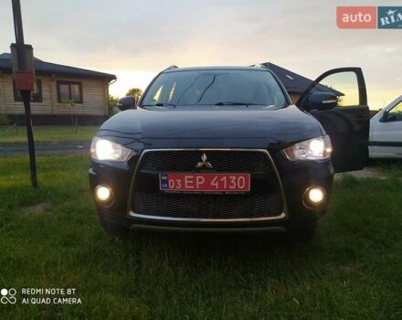Черный Мицубиси Аутлендер ХЛ, объемом двигателя 2.2 л и пробегом 270 тыс. км за 12000 $, фото 12 на Automoto.ua
