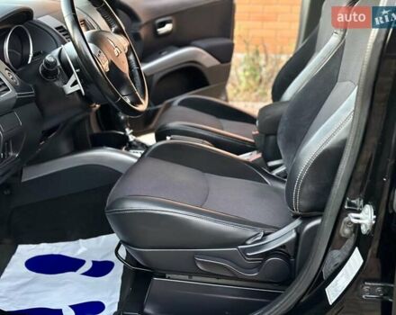 Черный Мицубиси Аутлендер ХЛ, объемом двигателя 2.2 л и пробегом 232 тыс. км за 11700 $, фото 15 на Automoto.ua