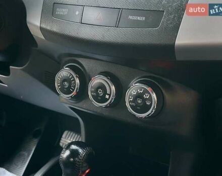 Черный Мицубиси Аутлендер ХЛ, объемом двигателя 2.2 л и пробегом 232 тыс. км за 11700 $, фото 25 на Automoto.ua