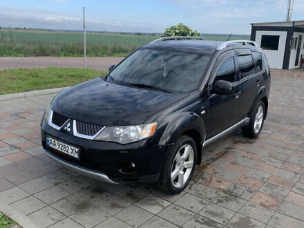 Міцубісі Аутлендер ХЛ 2007 у Києві на Automoto.ua Чорний Міцубісі Аутлендер ХЛ, об'ємом двигуна 3 л та пробігом 220 тис. км за 9250 $, фото 1 на Automoto.ua
