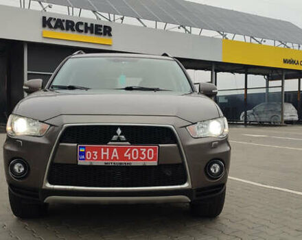 Коричневый Мицубиси Аутлендер ХЛ, объемом двигателя 2.2 л и пробегом 259 тыс. км за 12300 $, фото 31 на Automoto.ua