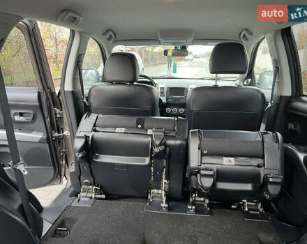 Коричневый Мицубиси Аутлендер ХЛ, объемом двигателя 2.2 л и пробегом 259 тыс. км за 12300 $, фото 12 на Automoto.ua