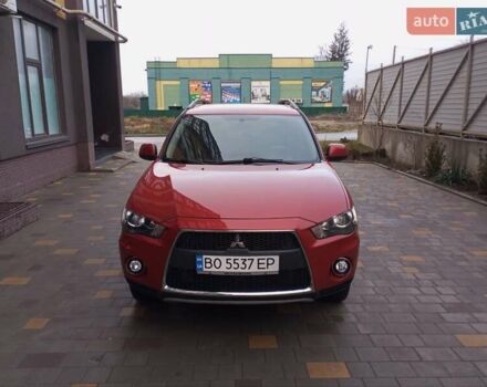Красный Мицубиси Аутлендер ХЛ, объемом двигателя 2.4 л и пробегом 302 тыс. км за 8900 $, фото 8 на Automoto.ua