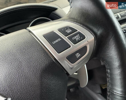 Красный Мицубиси Аутлендер ХЛ, объемом двигателя 2.2 л и пробегом 227 тыс. км за 11999 $, фото 23 на Automoto.ua