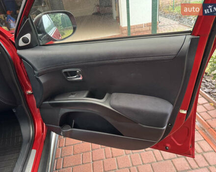 Красный Мицубиси Аутлендер ХЛ, объемом двигателя 2.2 л и пробегом 227 тыс. км за 11999 $, фото 54 на Automoto.ua