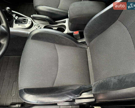 Красный Мицубиси Аутлендер ХЛ, объемом двигателя 2.2 л и пробегом 227 тыс. км за 11999 $, фото 19 на Automoto.ua