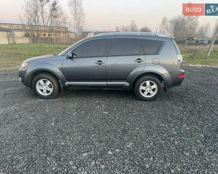 Мицубиси Аутлендер ХЛ, объемом двигателя 2 л и пробегом 158 тыс. км за 9200 $, фото 4 на Automoto.ua