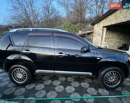Мицубиси Аутлендер ХЛ, объемом двигателя 2 л и пробегом 288 тыс. км за 9200 $, фото 6 на Automoto.ua
