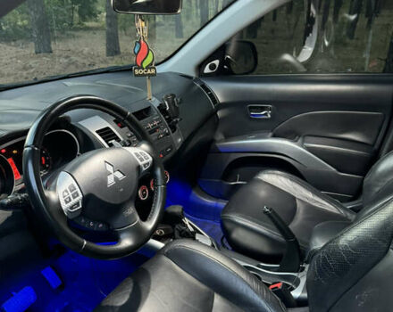 Мицубиси Аутлендер ХЛ, объемом двигателя 2.36 л и пробегом 237 тыс. км за 9000 $, фото 17 на Automoto.ua