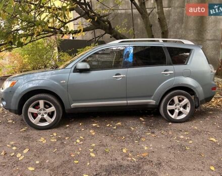 Мицубиси Аутлендер ХЛ, объемом двигателя 2.2 л и пробегом 570 тыс. км за 7800 $, фото 3 на Automoto.ua