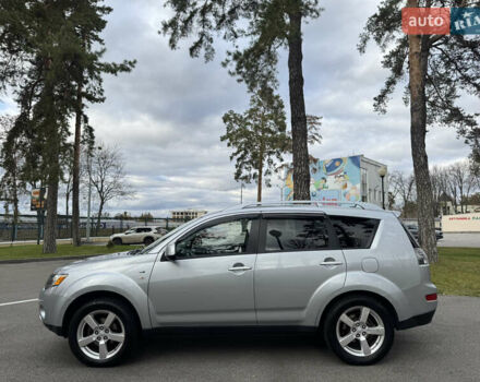 Міцубісі Аутлендер ХЛ, об'ємом двигуна 3 л та пробігом 195 тис. км за 10300 $, фото 3 на Automoto.ua