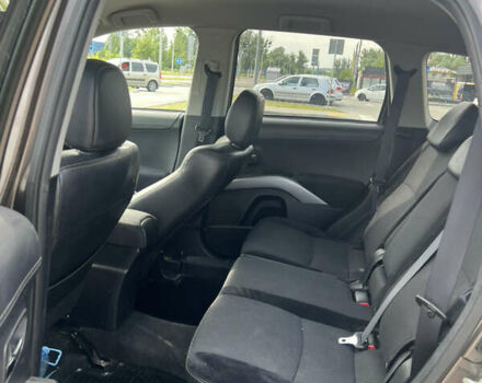 Мицубиси Аутлендер ХЛ, объемом двигателя 2 л и пробегом 317 тыс. км за 10991 $, фото 8 на Automoto.ua