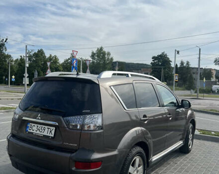 Мицубиси Аутлендер ХЛ, объемом двигателя 2 л и пробегом 317 тыс. км за 10991 $, фото 5 на Automoto.ua